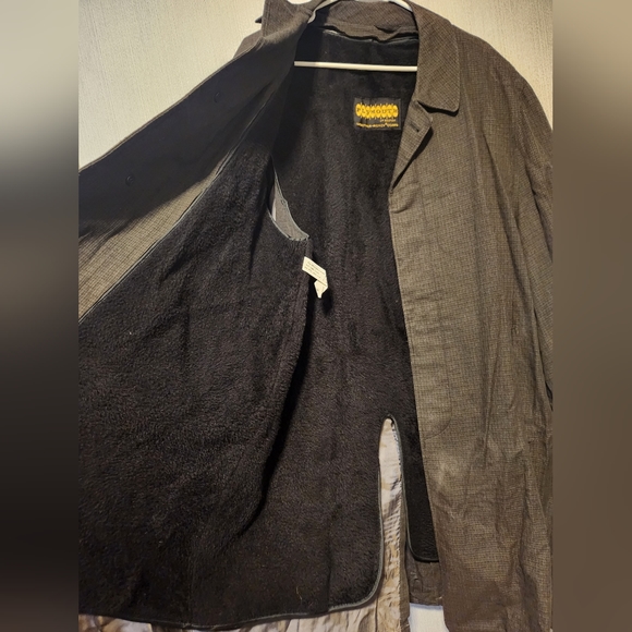 Plymouth by Boston Weather Ready coats Size Medium - Picture 2 of 10